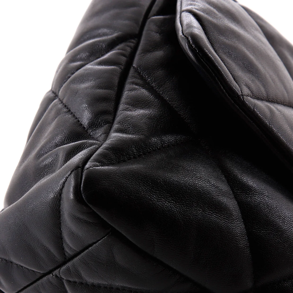 19 Flap Bag Quilted Leather Large - Deep Luxury