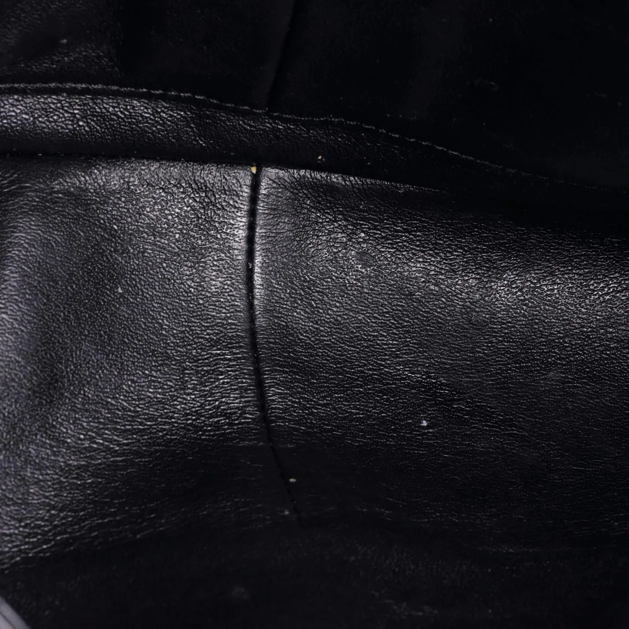 So Black Reissue 2.55 Flap Bag Quilted Aged Calfskin 226 - Deep Luxury