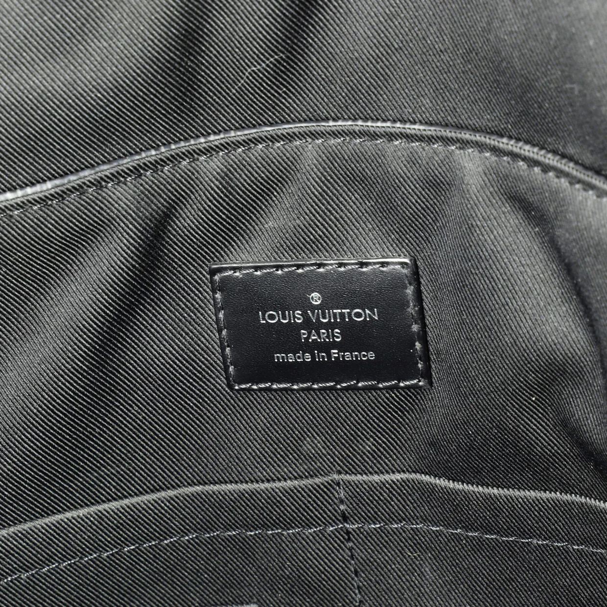 Christopher Messenger Bag Damier Graphite - Deep Luxury