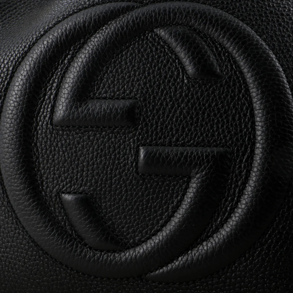 Soho Chain Strap Shoulder Bag Leather Medium - Deep Luxury