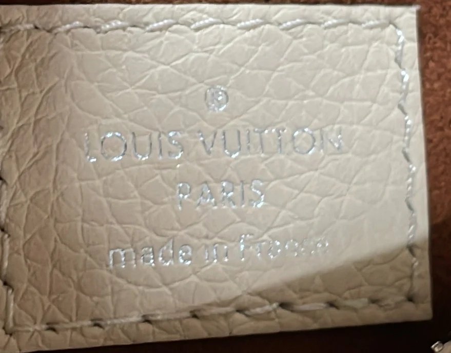 Why Knot Shoulder Bag Mahina Leather PM - Deep Luxury