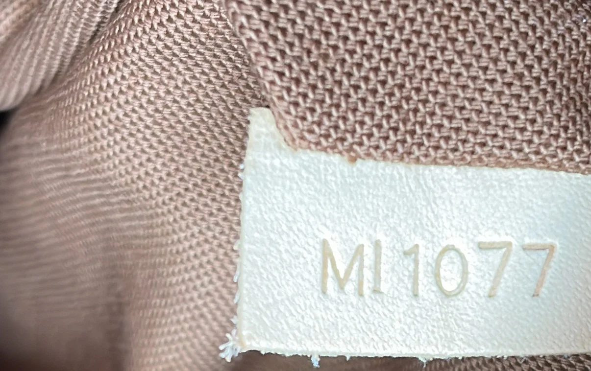 Batignolles Handbag Monogram Canvas Vertical - Deep Luxury