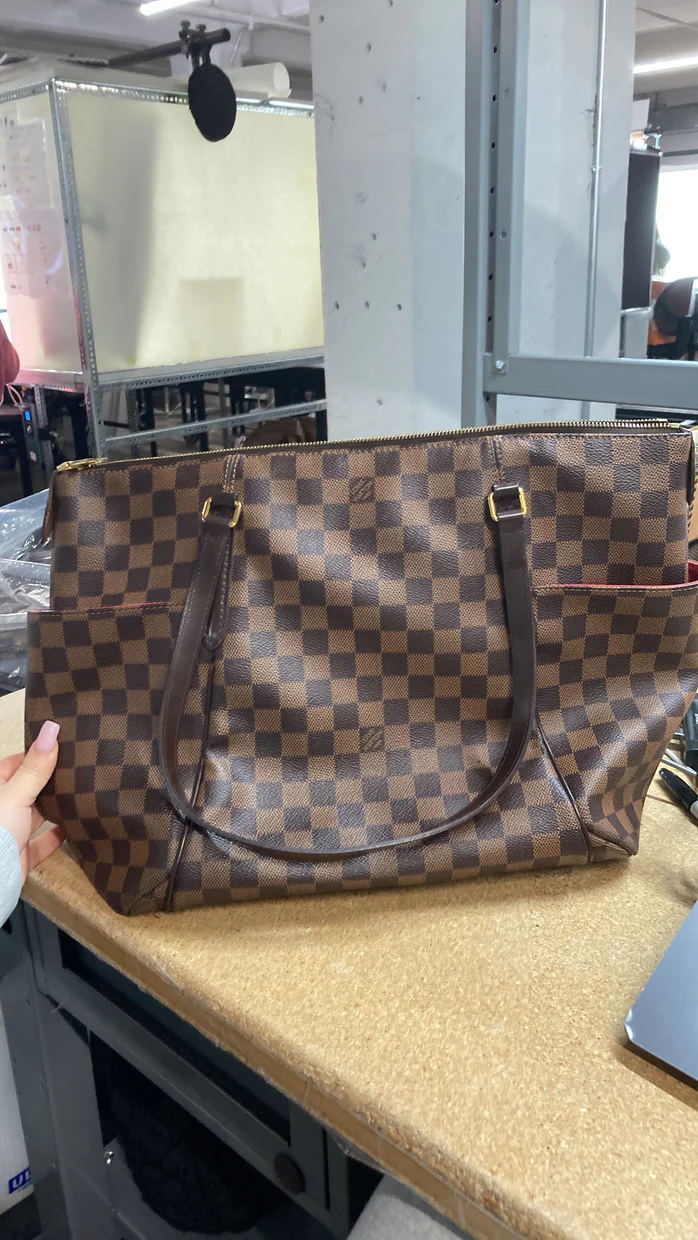 Totally Handbag Damier GM - Deep Luxury