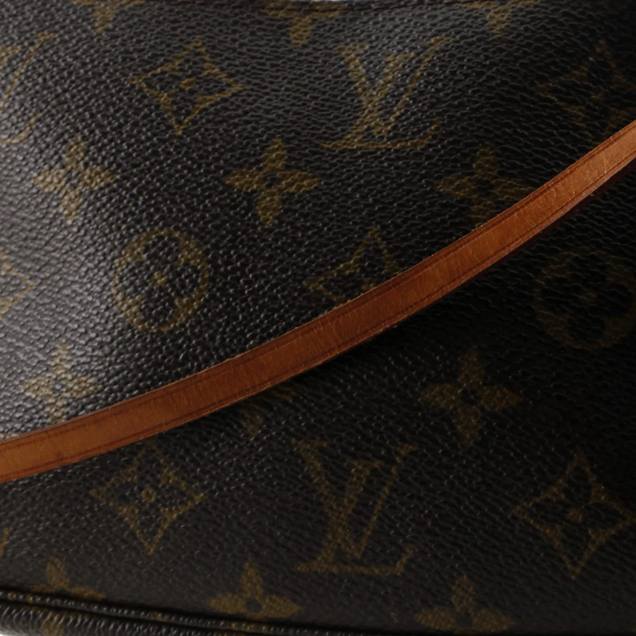 Pochette Accessoires Monogram Canvas - Deep Luxury