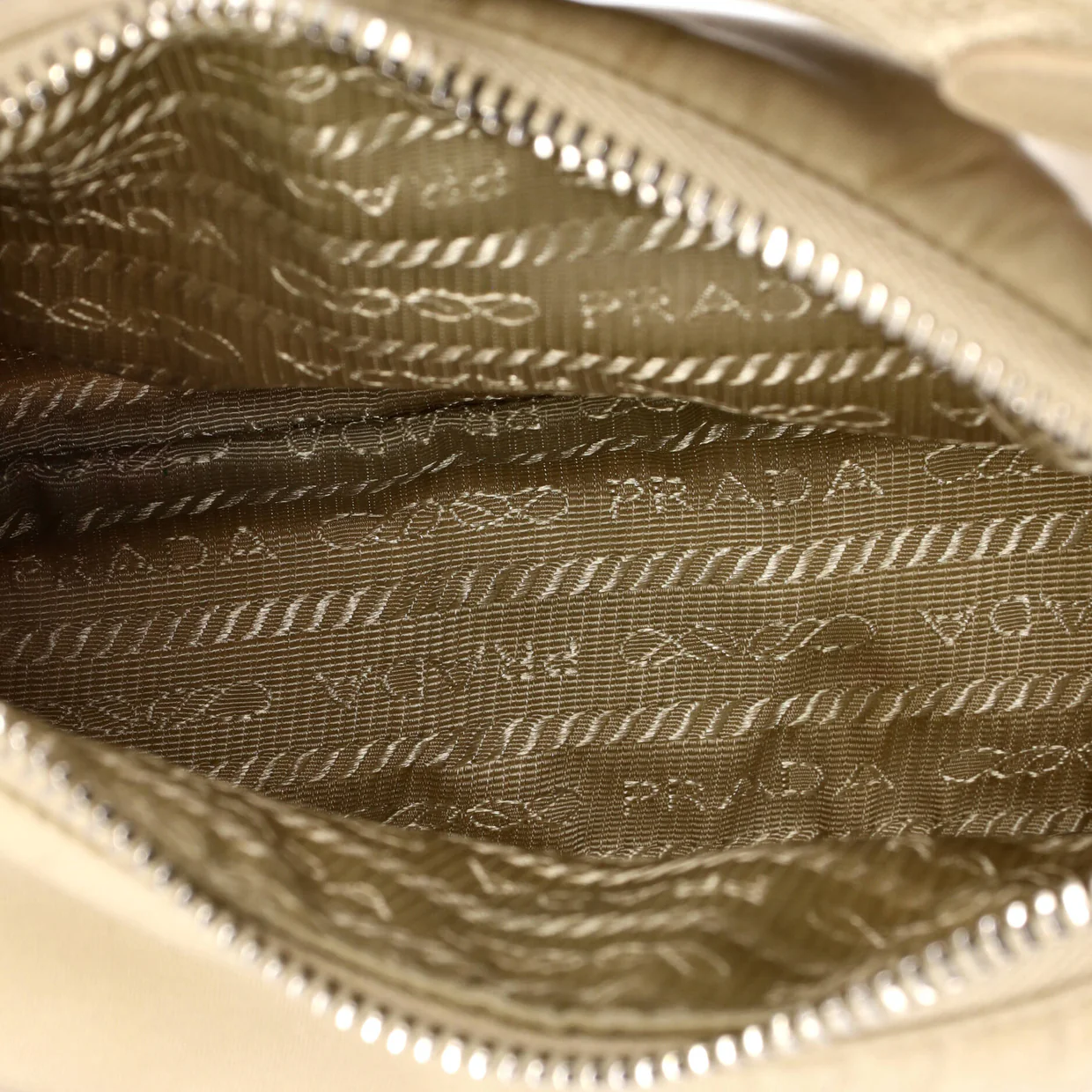 Re-Edition 2005 Shoulder Bag Tessuto Small - Deep Luxury