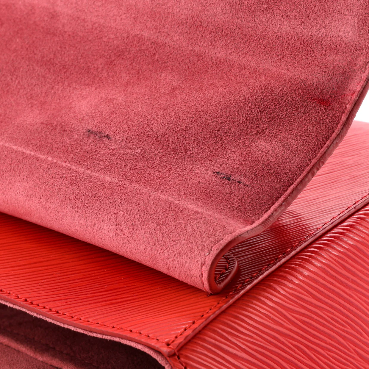 Twist Handbag Epi Leather MM - Deep Luxury