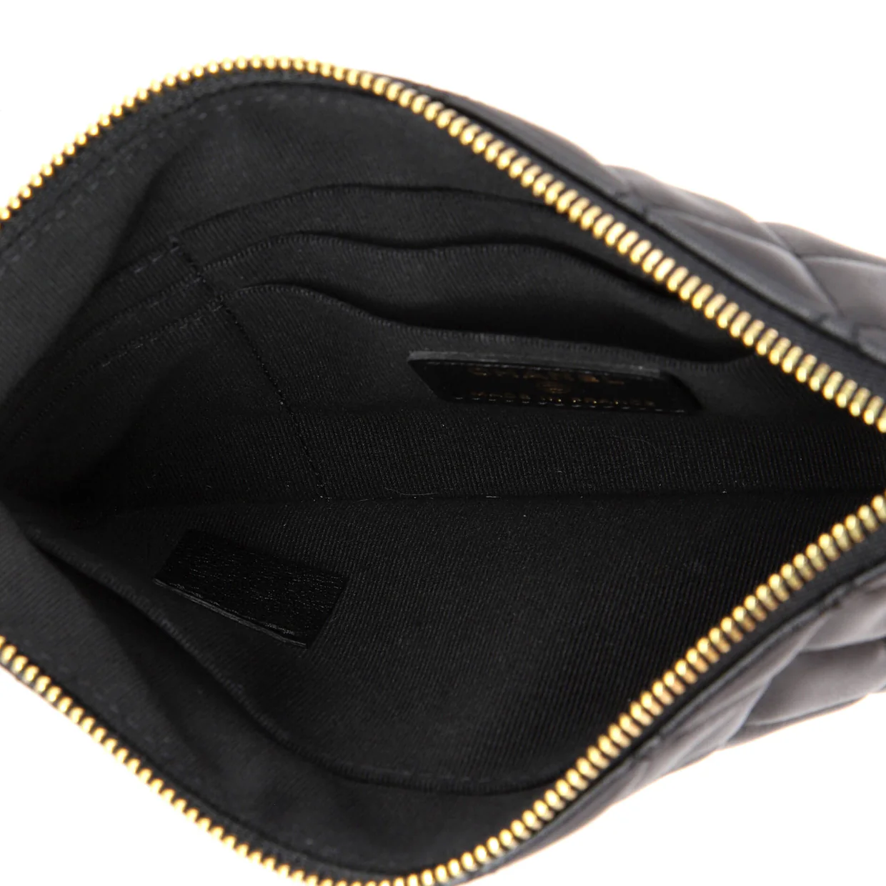 Charms Classic O Case Pouch Quilted Lambskin Small - Deep Luxury