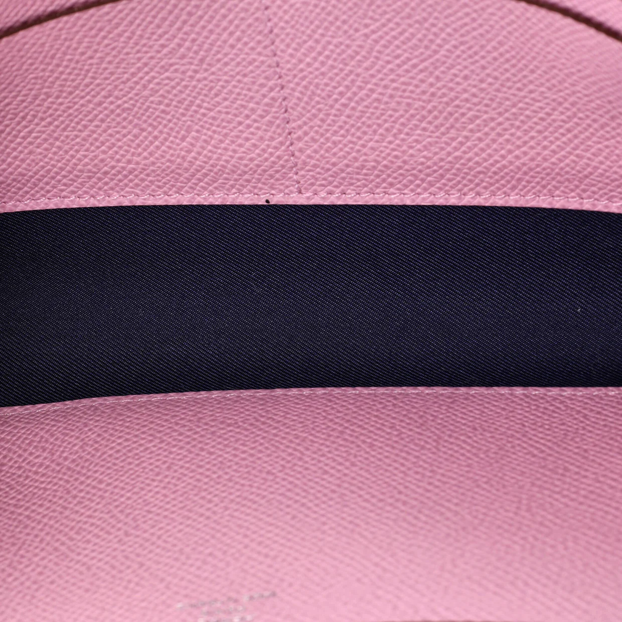 Nouveau To Go Wallet Epsom with Swift - Deep Luxury