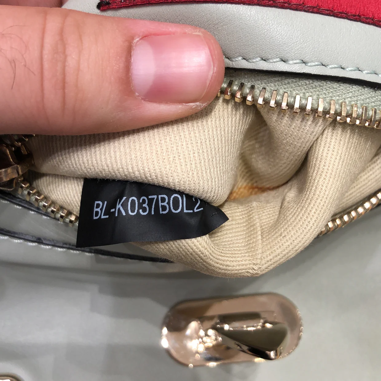 Rockstud Tote Soft Leather Small - Deep Luxury