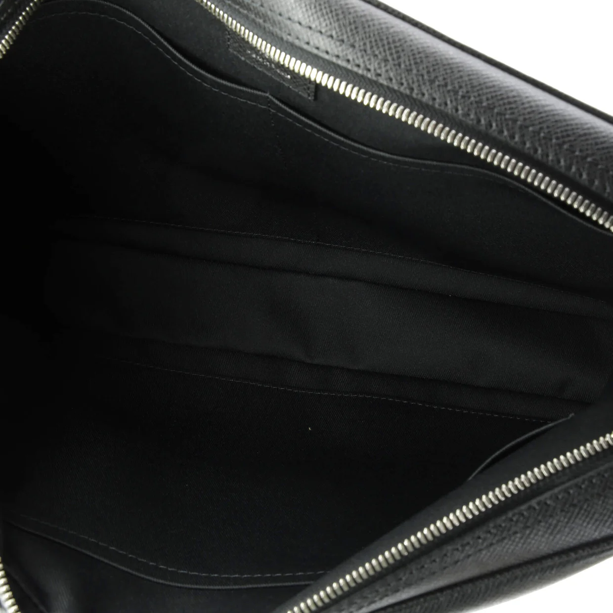 Porte-Documents Voyage Briefcase Taiga Leather PM - Deep Luxury