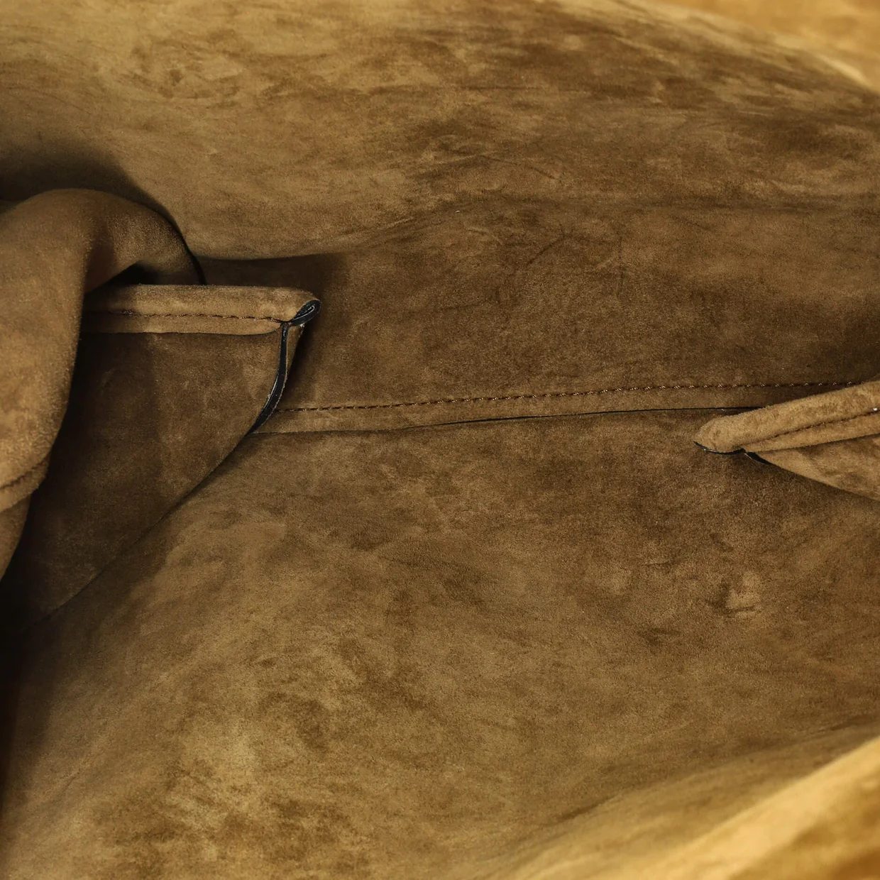 Grommet Hobo Leather Medium - Deep Luxury