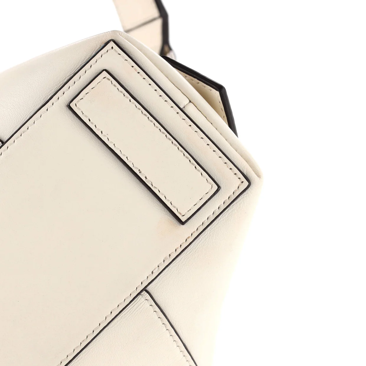 Antigona Soft Bag Leather Medium - Deep Luxury