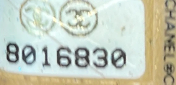 Medallion Tote Quilted Caviar - Deep Luxury