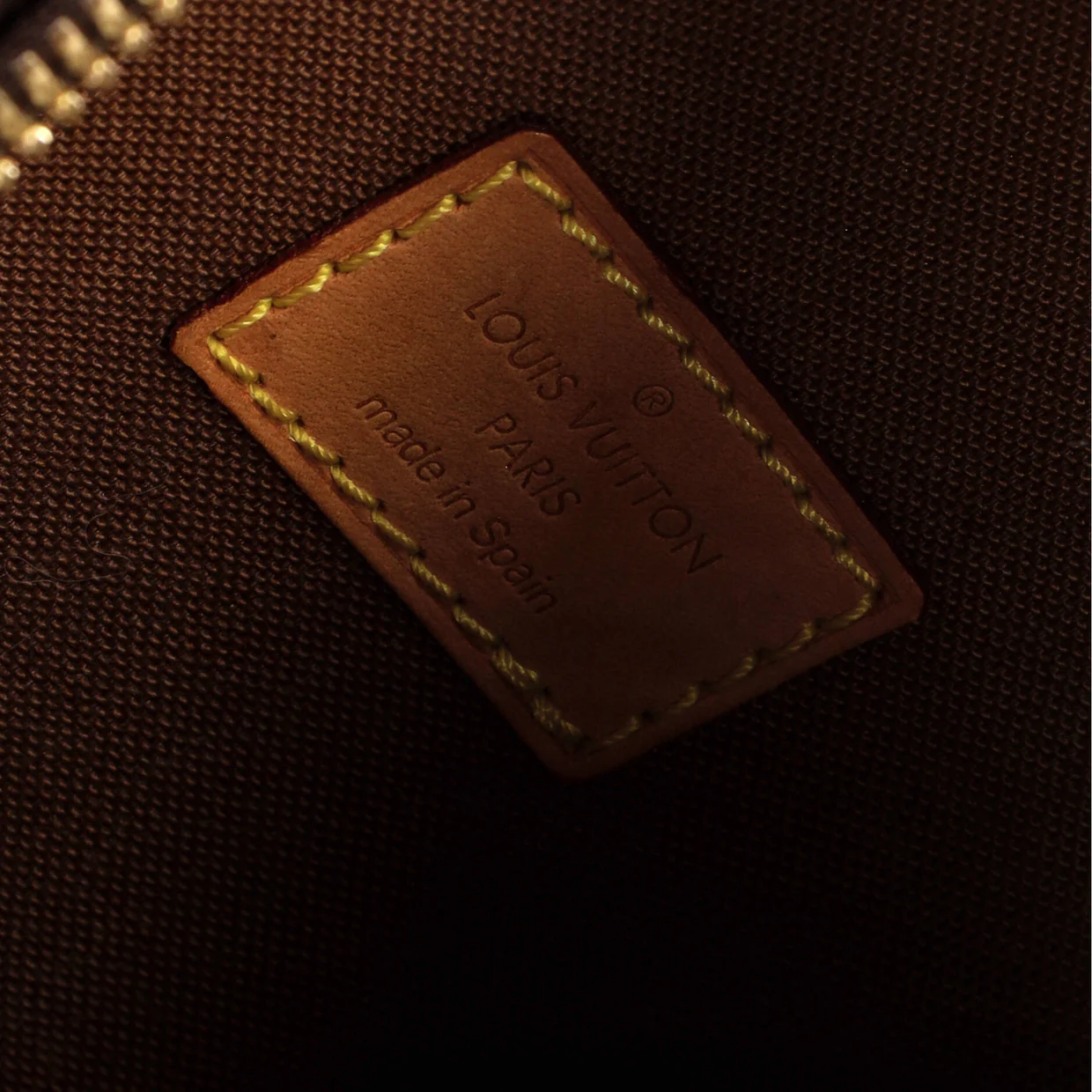 Pochette Gange Monogram Canvas - Deep Luxury