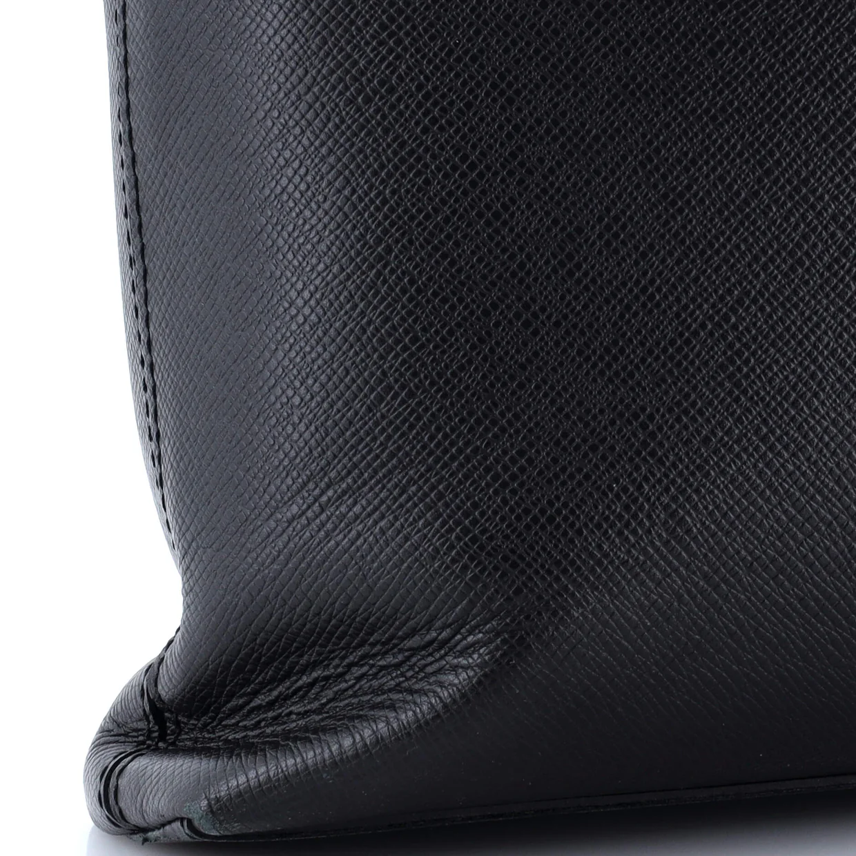 Anton Soft Briefcase Taiga Leather - Deep Luxury