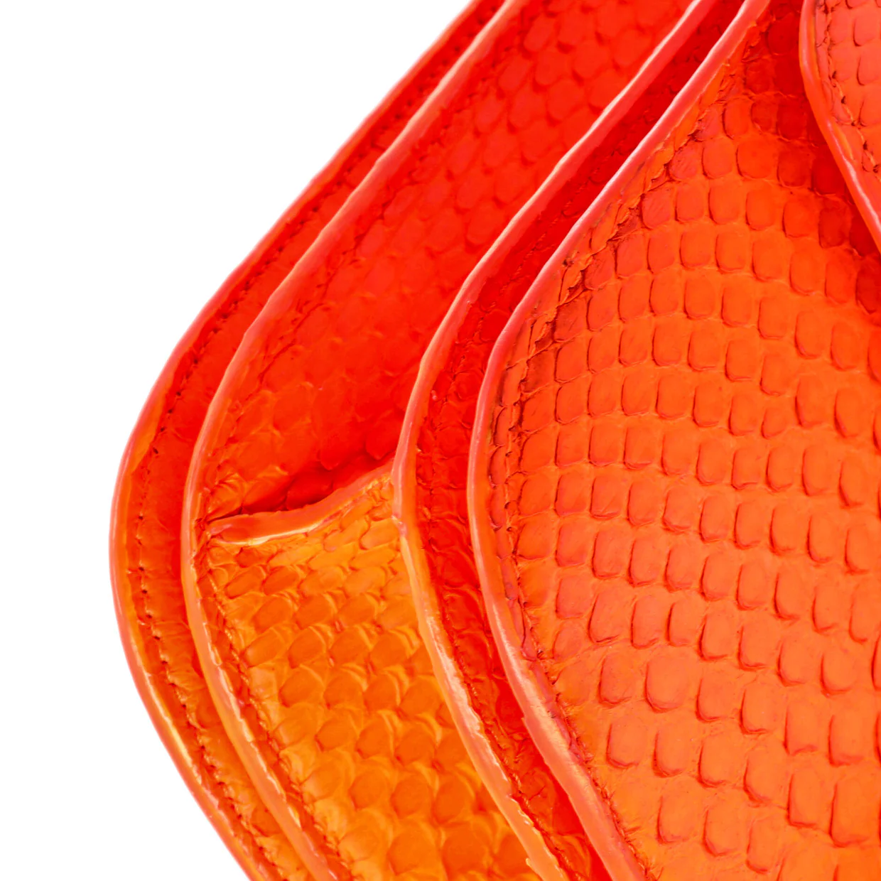 Classic Box Bag Python Medium - Deep Luxury