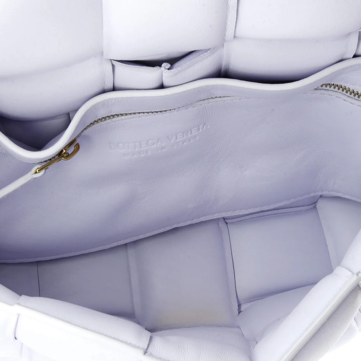 Cassette Crossbody Bag Padded Maxi Intrecciato Leather - Deep Luxury
