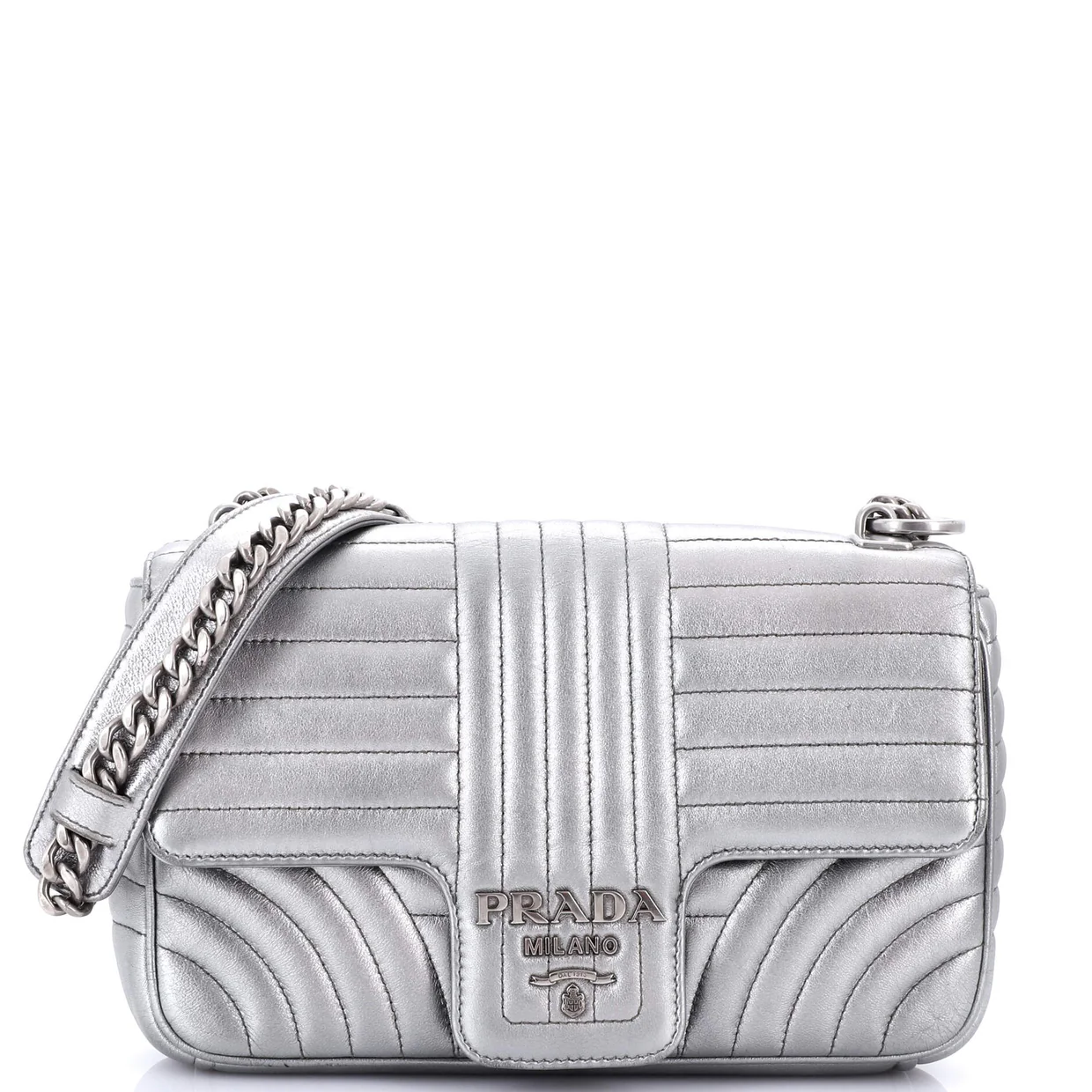 Chain Flap Shoulder Bag Diagramme Quilted Leather Medium - Deep Luxury