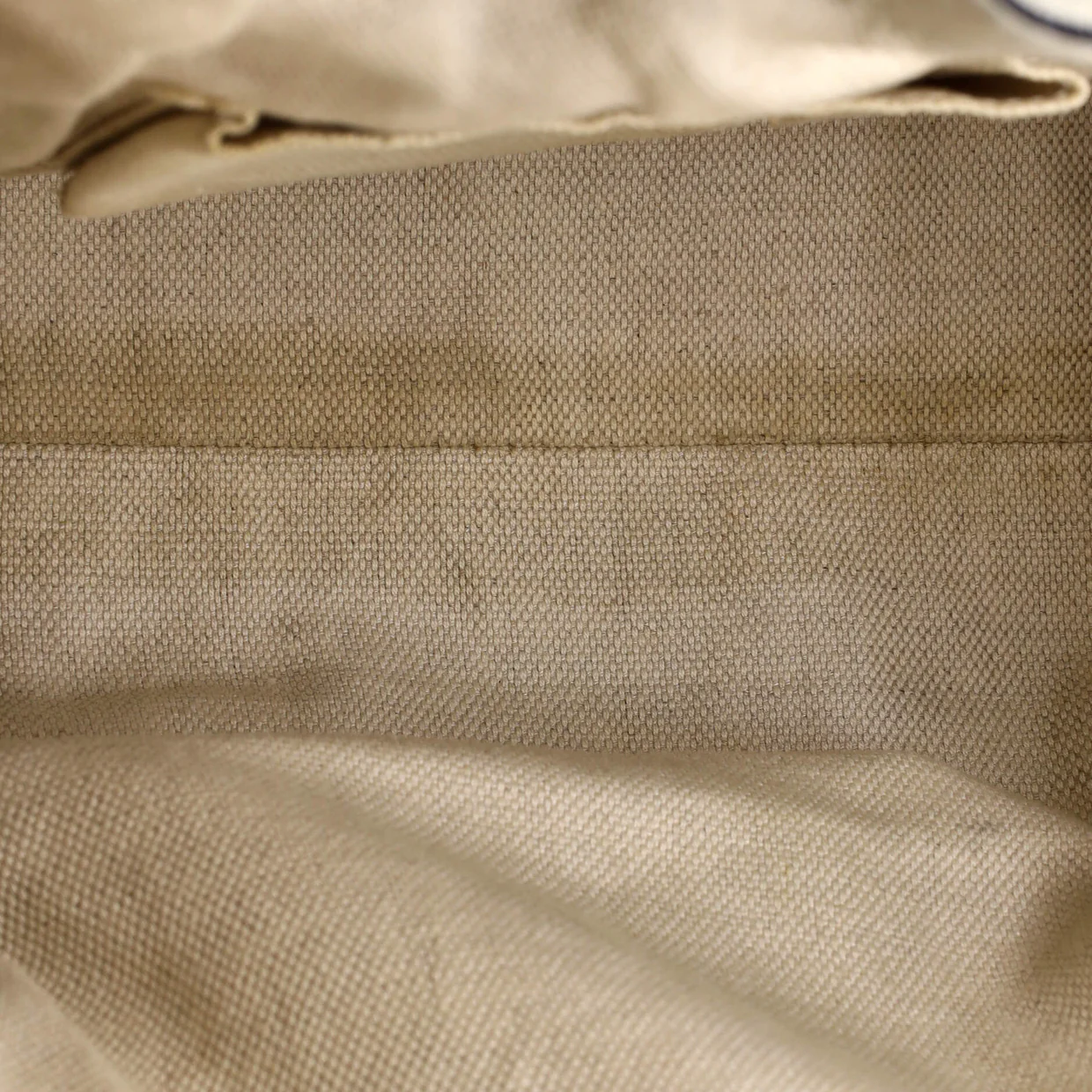 Soho Shoulder Bag Leather Medium - Deep Luxury