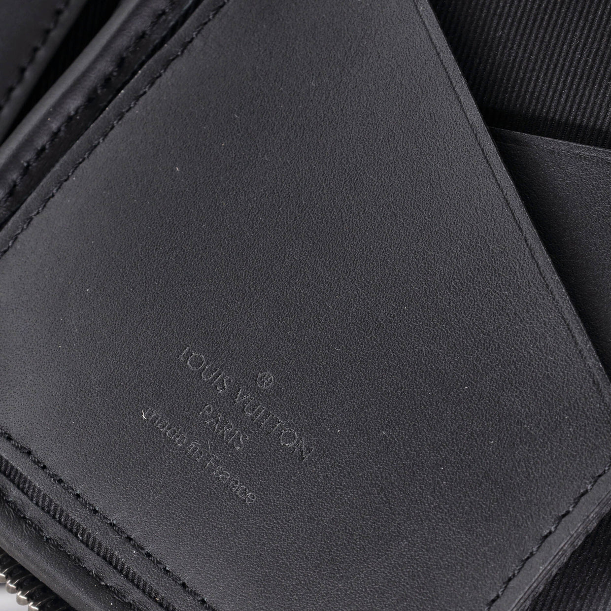 Double Phone Pouch Reverse Monogram Eclipse Canvas - Deep Luxury