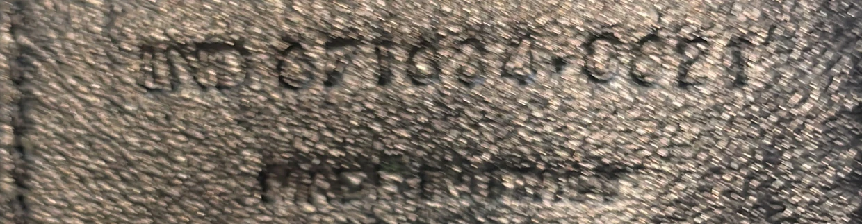 Logo Zip Backpack Mesh - Deep Luxury