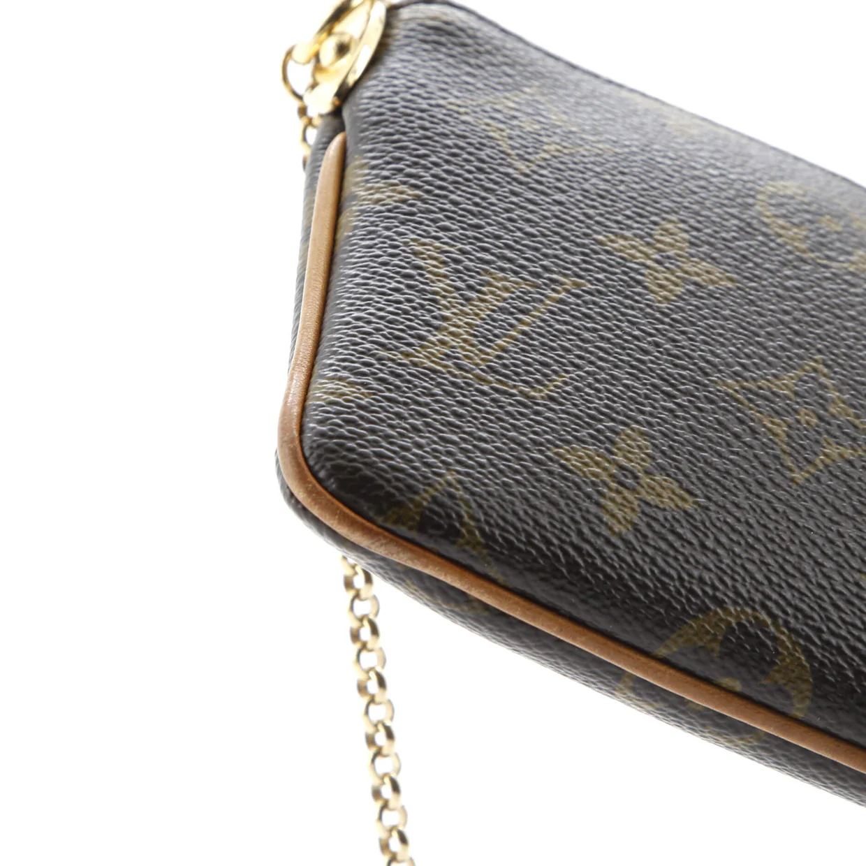 Milla Pochette Monogram Canvas MM - Deep Luxury