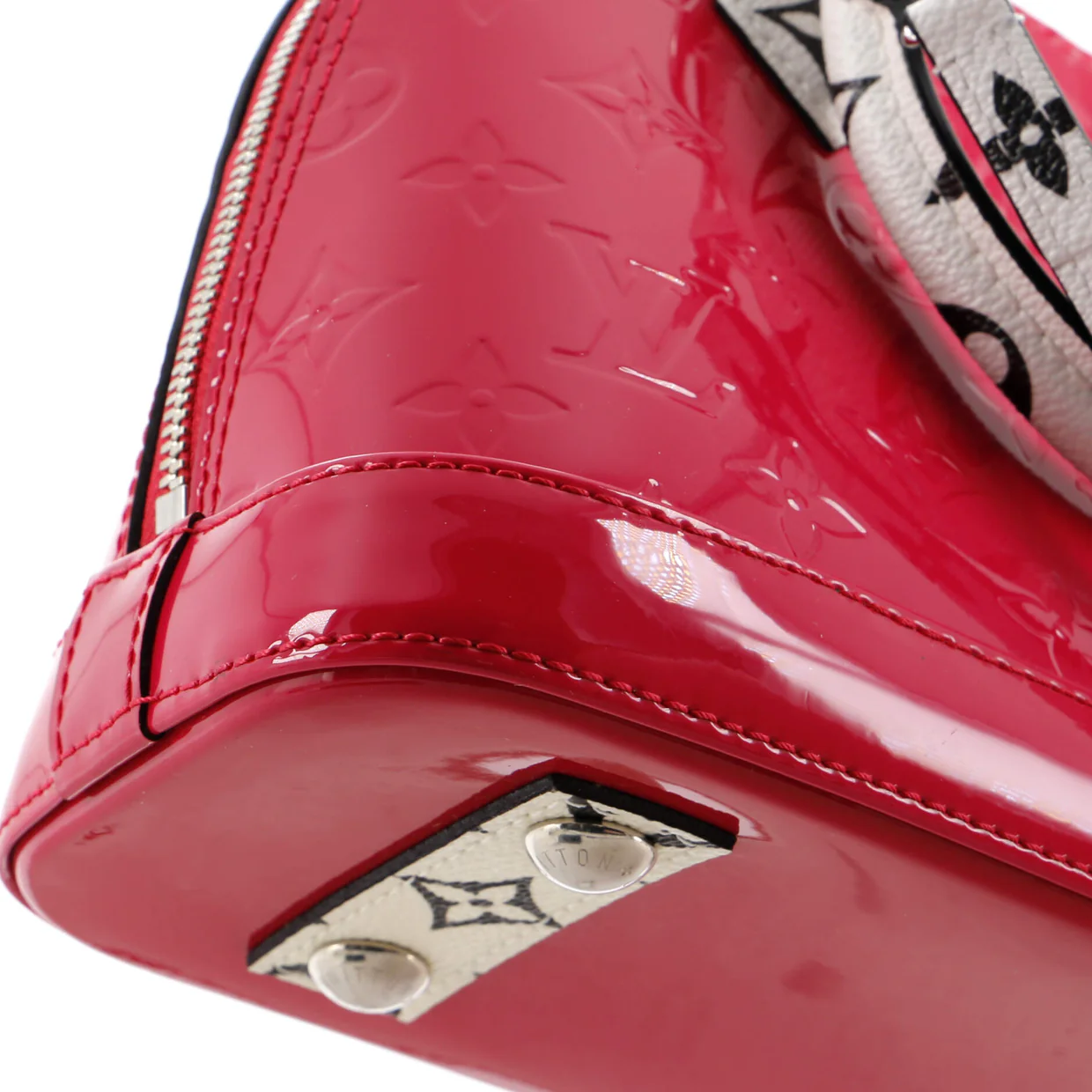 Alma Handbag Monogram Vernis with Monogram Canvas and Epi Leather BB - Deep Luxury