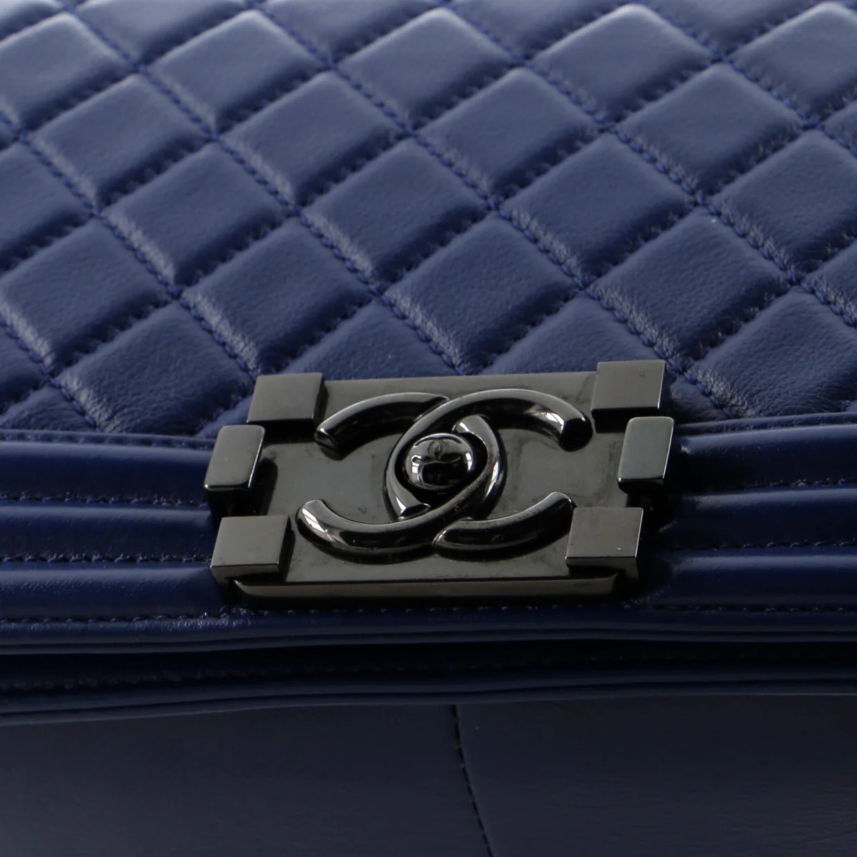 Boy Flap Bag Quilted Lambskin Old Medium - Deep Luxury