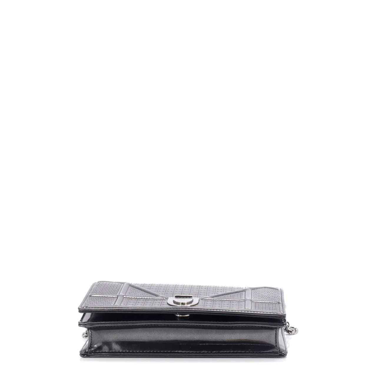 Diorama Wallet on Chain Cannage Embossed Calfskin - Deep Luxury