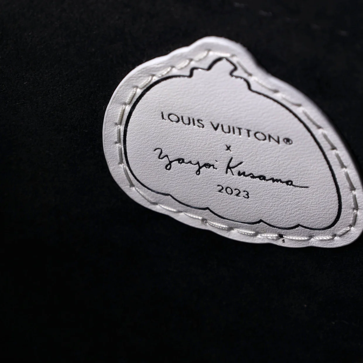 Multi Pochette Accessoires Yayoi Kusama Infinity Dots Monogram Empreinte Giant - Deep Luxury