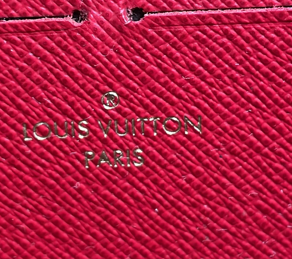 Clemence Wallet Damier - Deep Luxury
