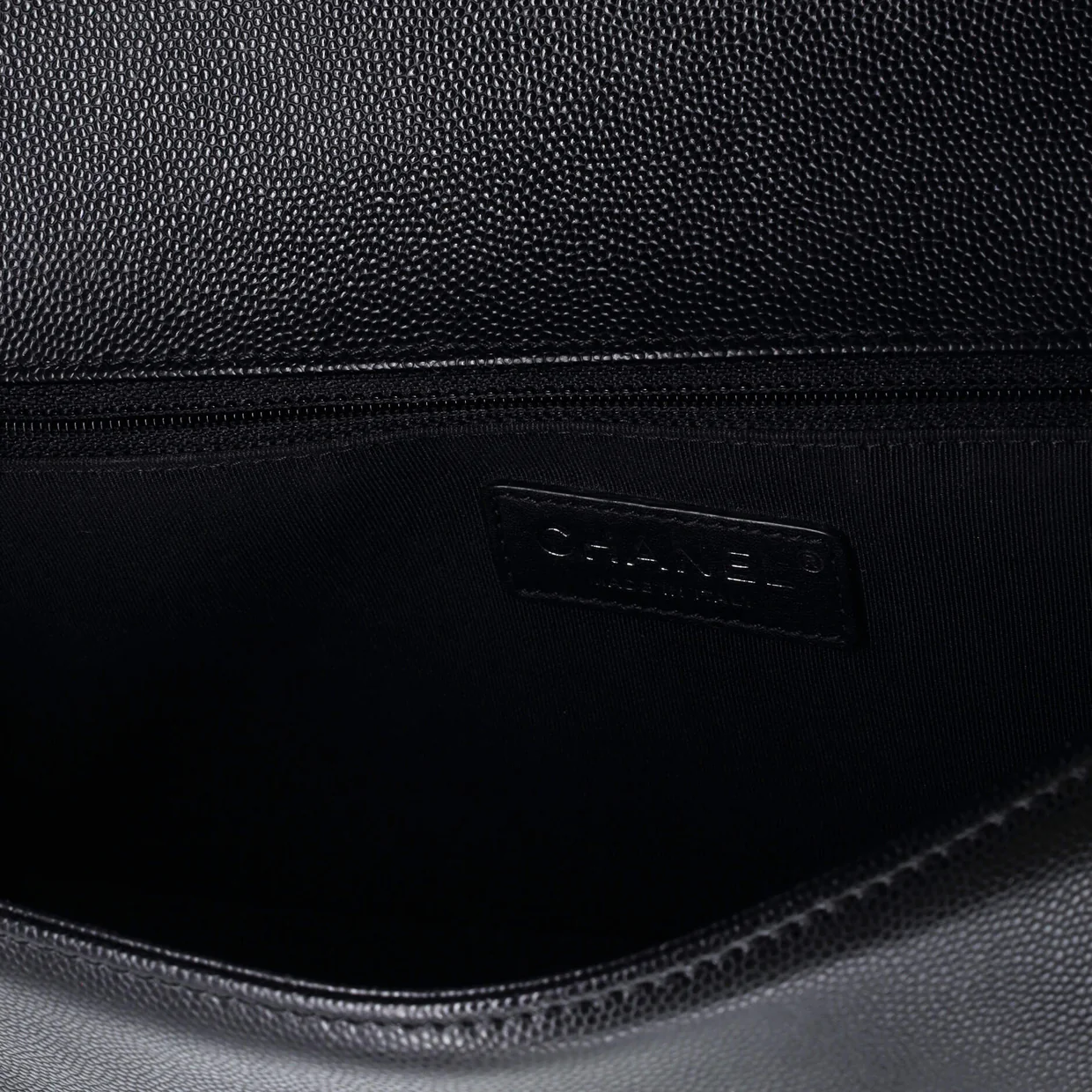 Boy Flap Bag Quilted Caviar New Medium - Deep Luxury