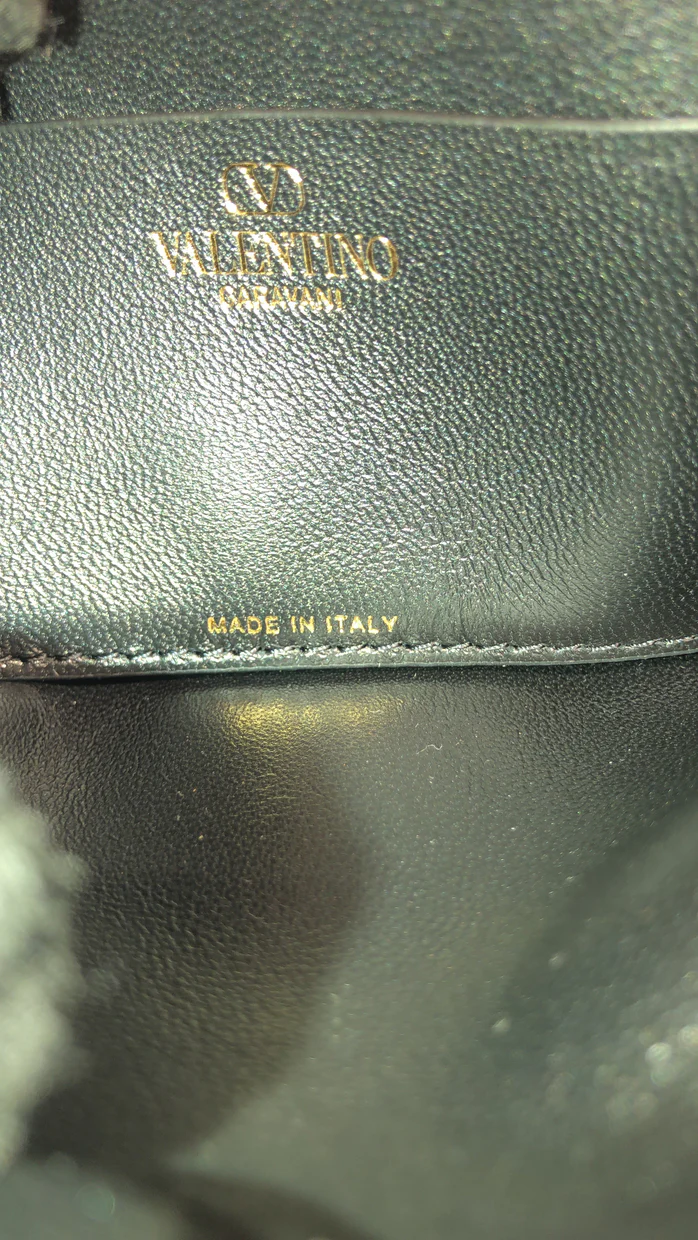 Carry Secrets Tote Leather Small - Deep Luxury