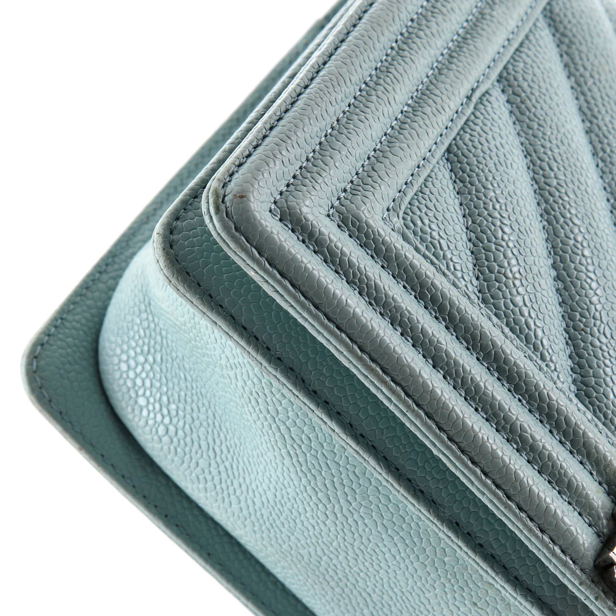 Boy Flap Bag Chevron Caviar New Medium - Deep Luxury