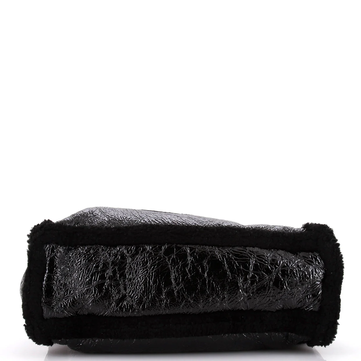 Soho Chain Strap Shoulder Bag Patent and Shearling Medium - Deep Luxury