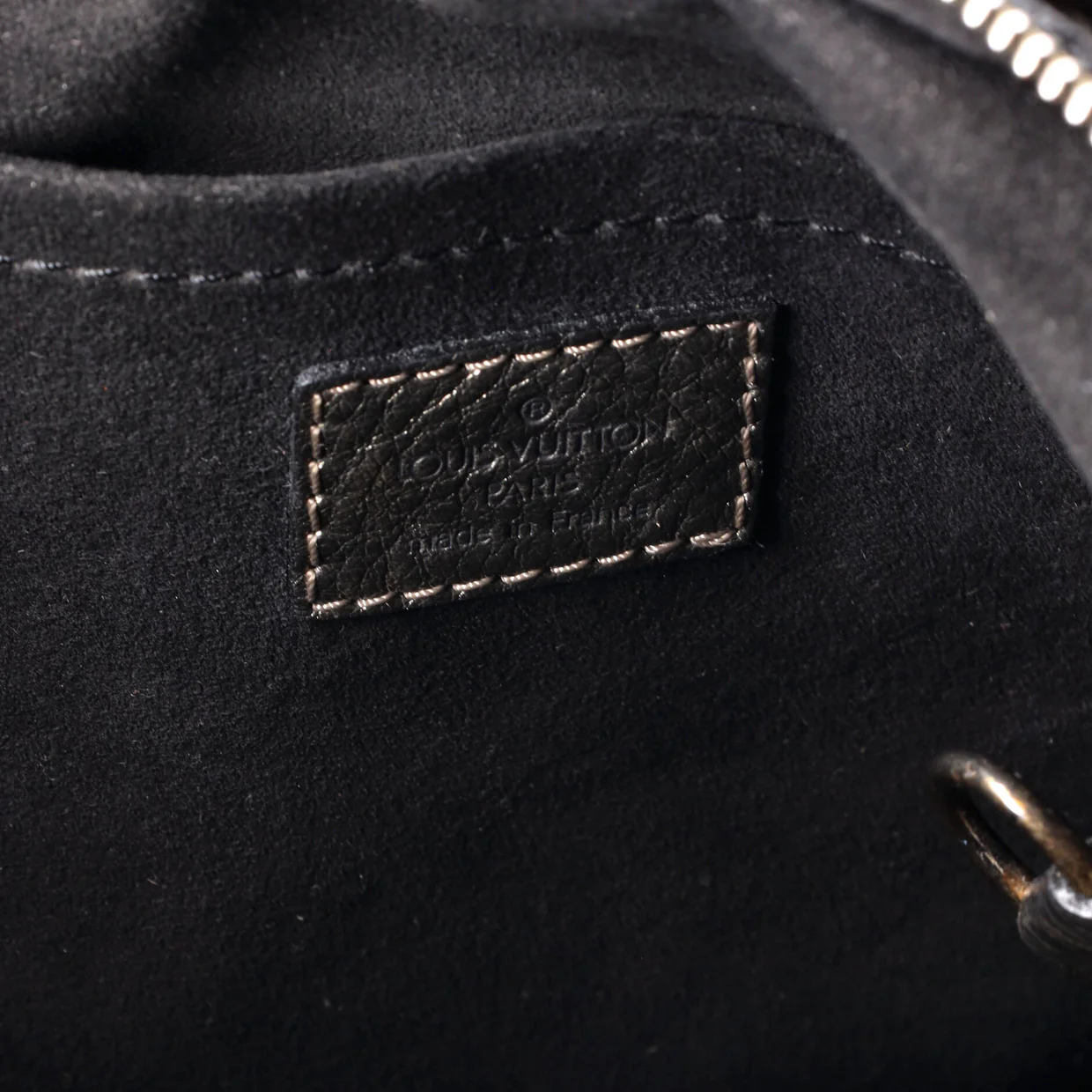XS Crossbody Bag Mahina Leather - Deep Luxury