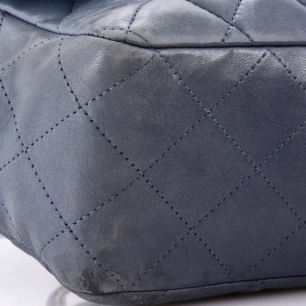 Classic Single Flap Bag Quilted Lambskin Jumbo - Deep Luxury