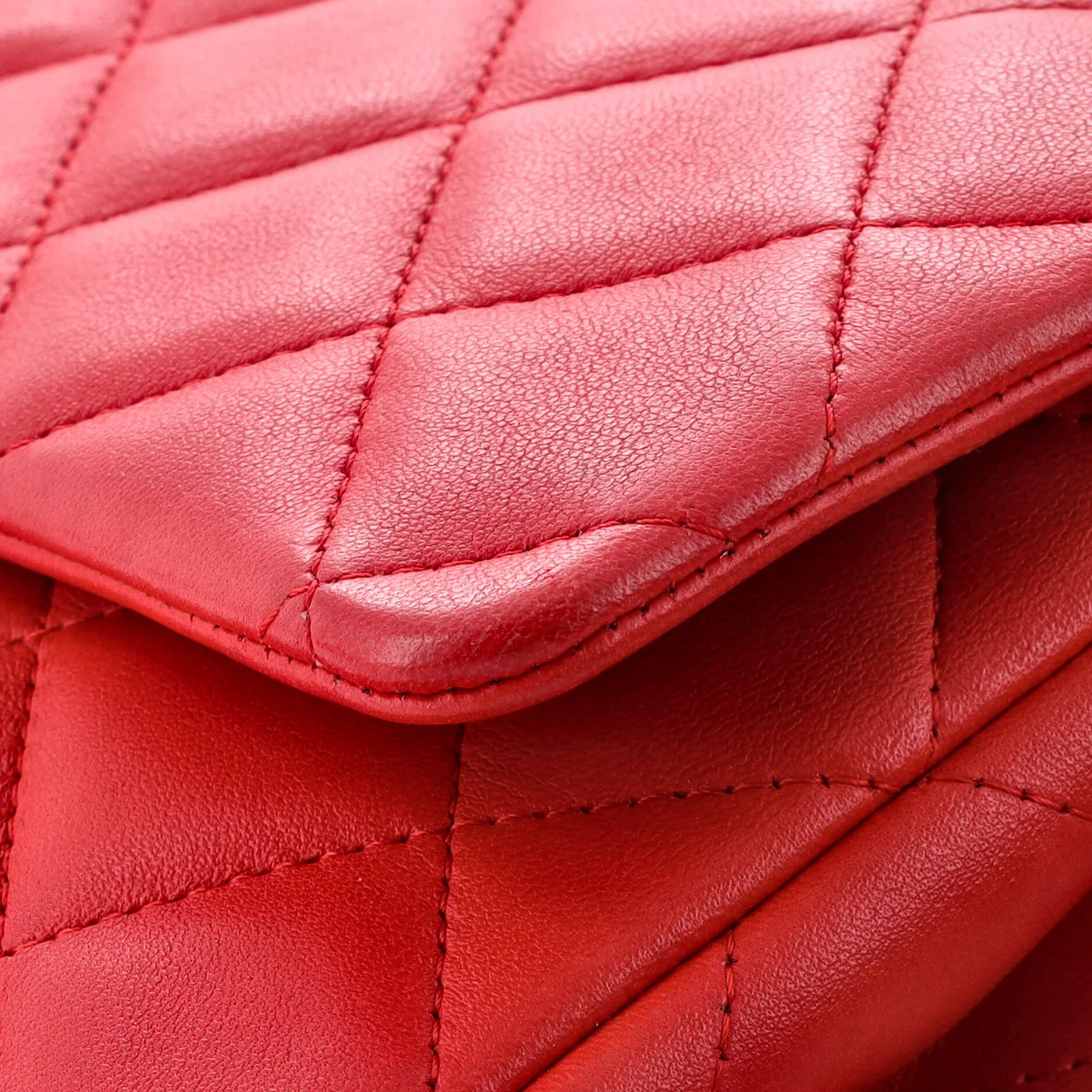 Clutch with Chain Quilted Lambskin - Deep Luxury