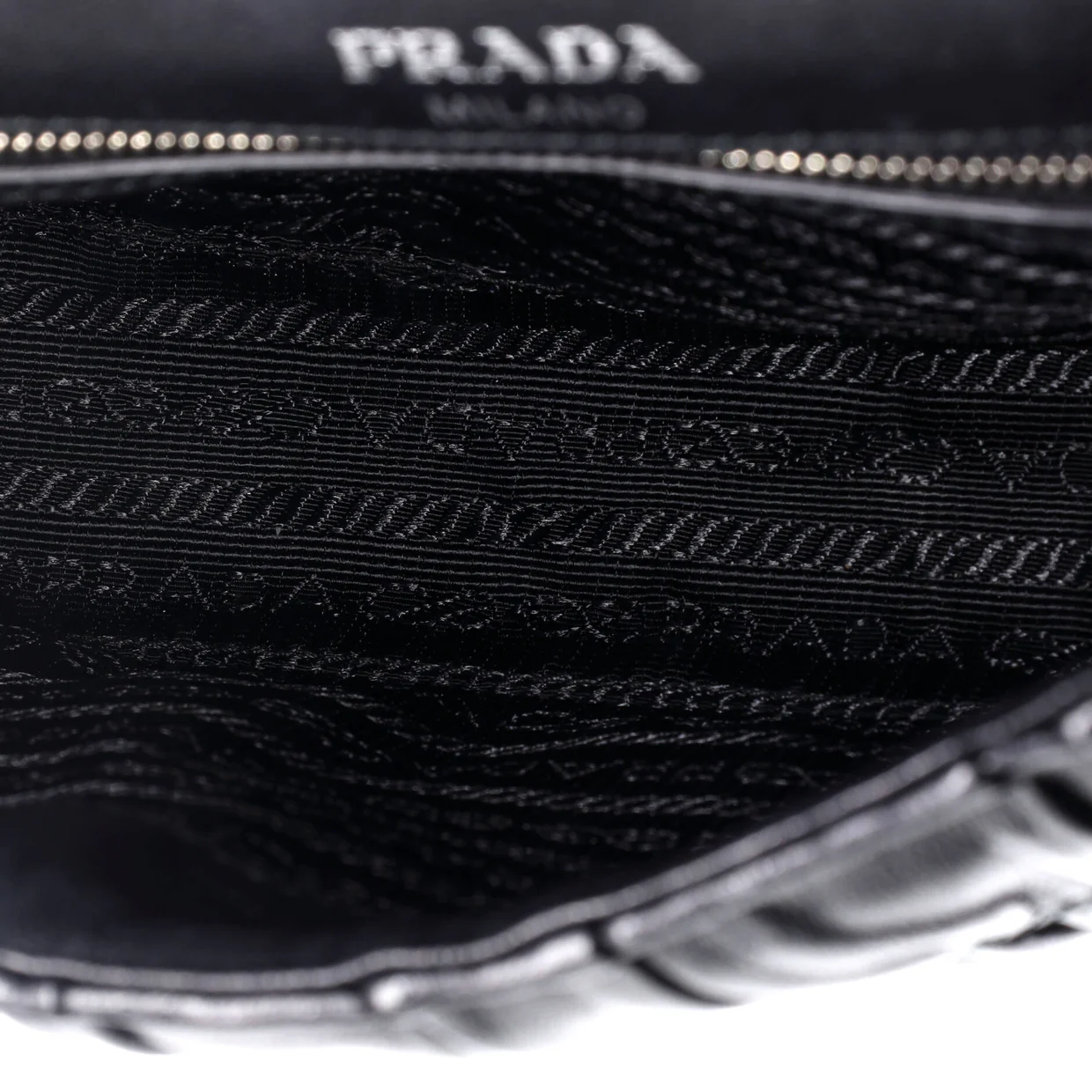 Chain Flap Shoulder Bag Nappa Gaufre Small - Deep Luxury