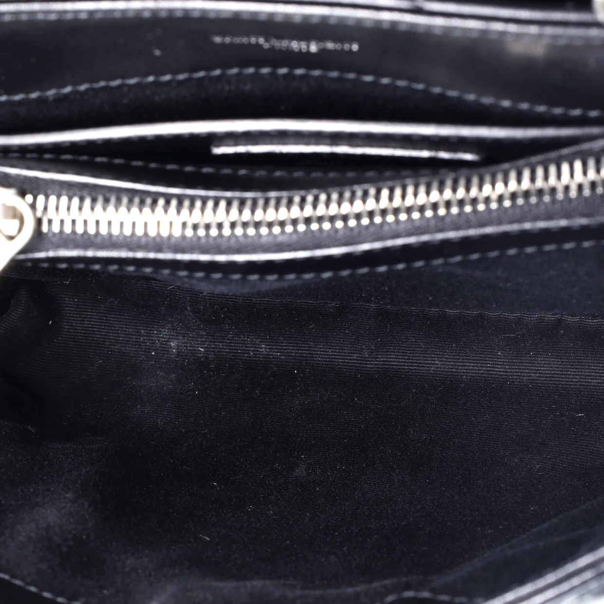 Loulou Shoulder Bag Matelasse Chevron Leather Small - Deep Luxury