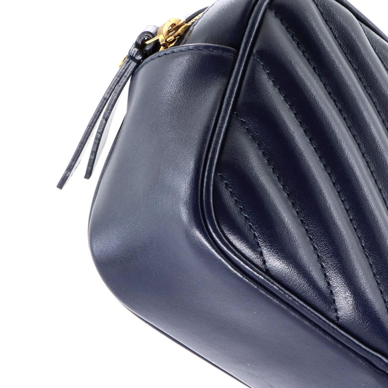 Lou Belt Bag Matelasse Chevron Leather - Deep Luxury