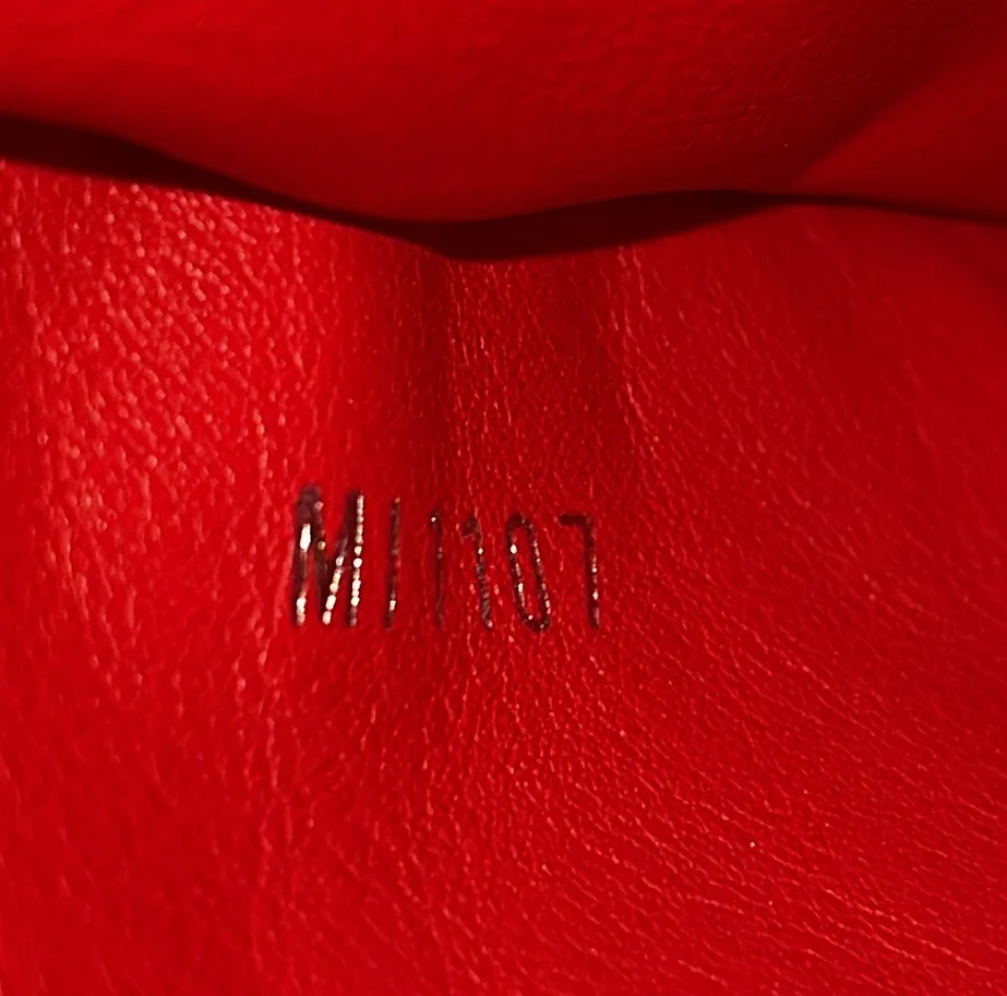 Capucines Bag Leather with Python PM - Deep Luxury