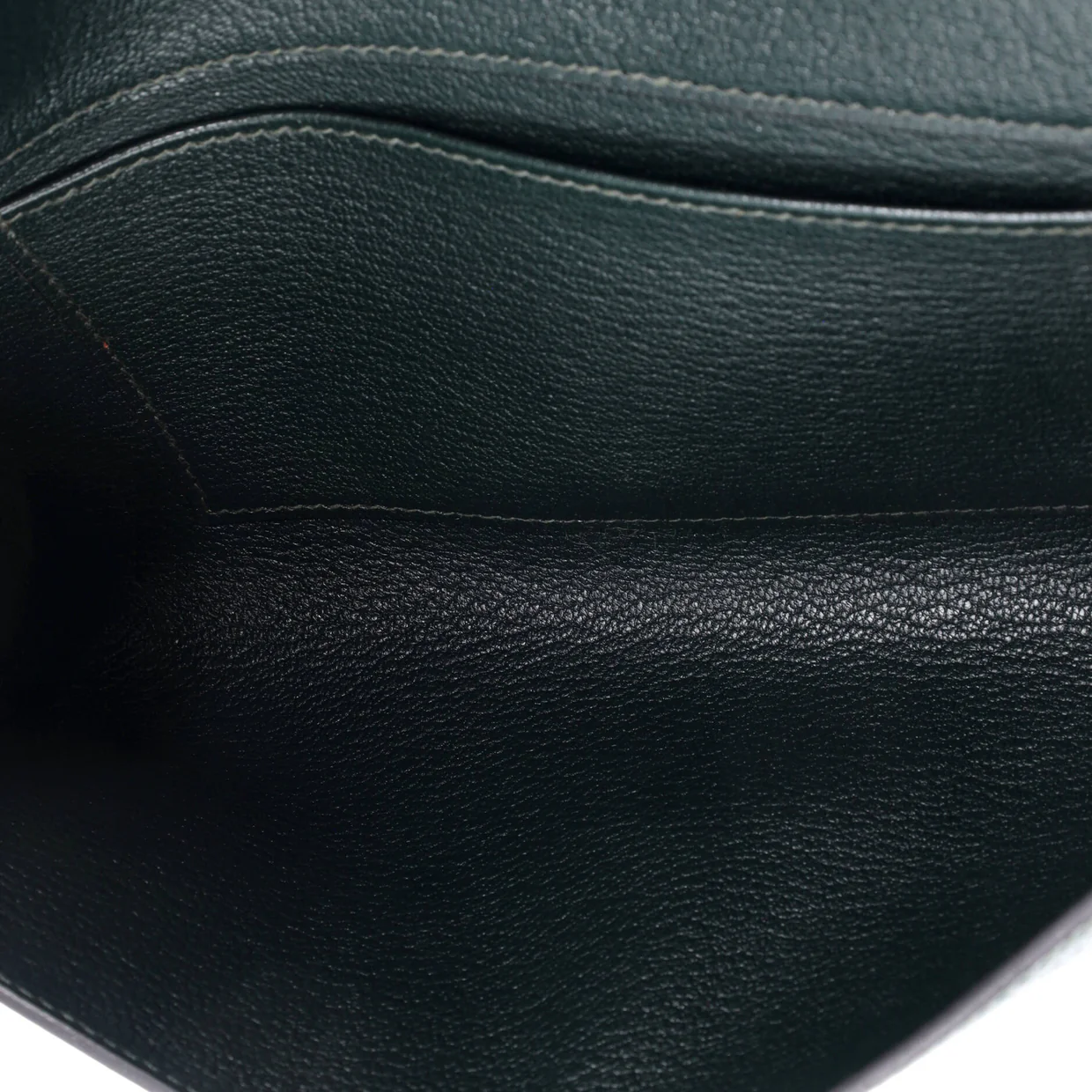 Medor Clutch Chevre Mysore 23 - Deep Luxury