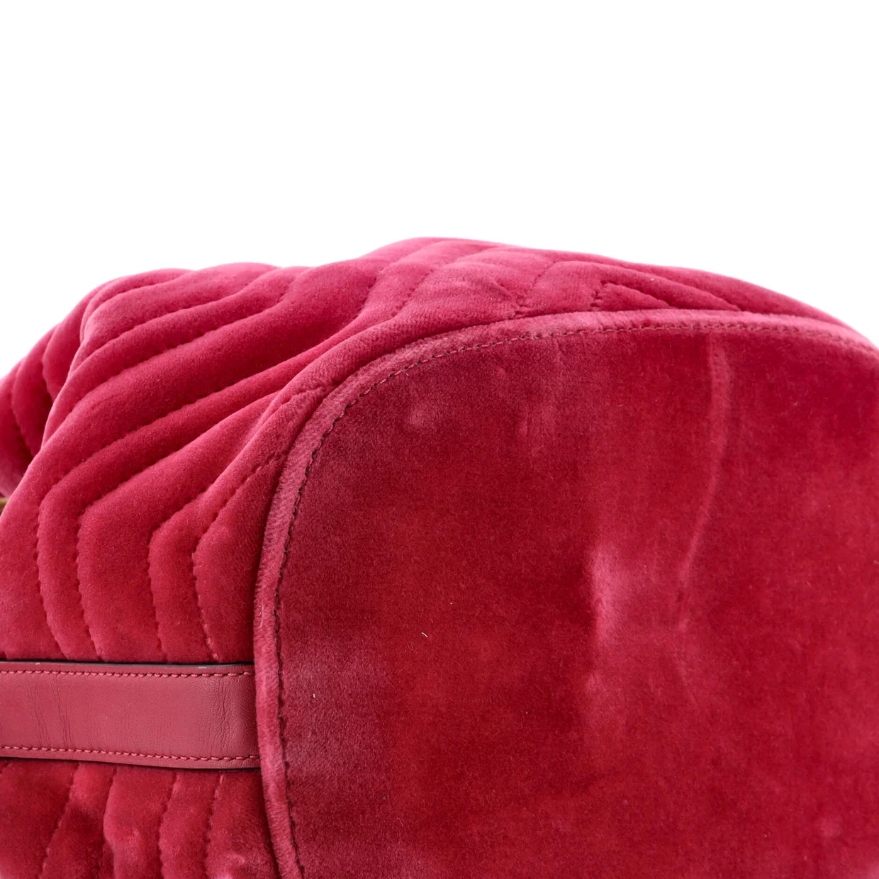 GG Marmont Bucket Bag Matelasse Velvet Small - Deep Luxury