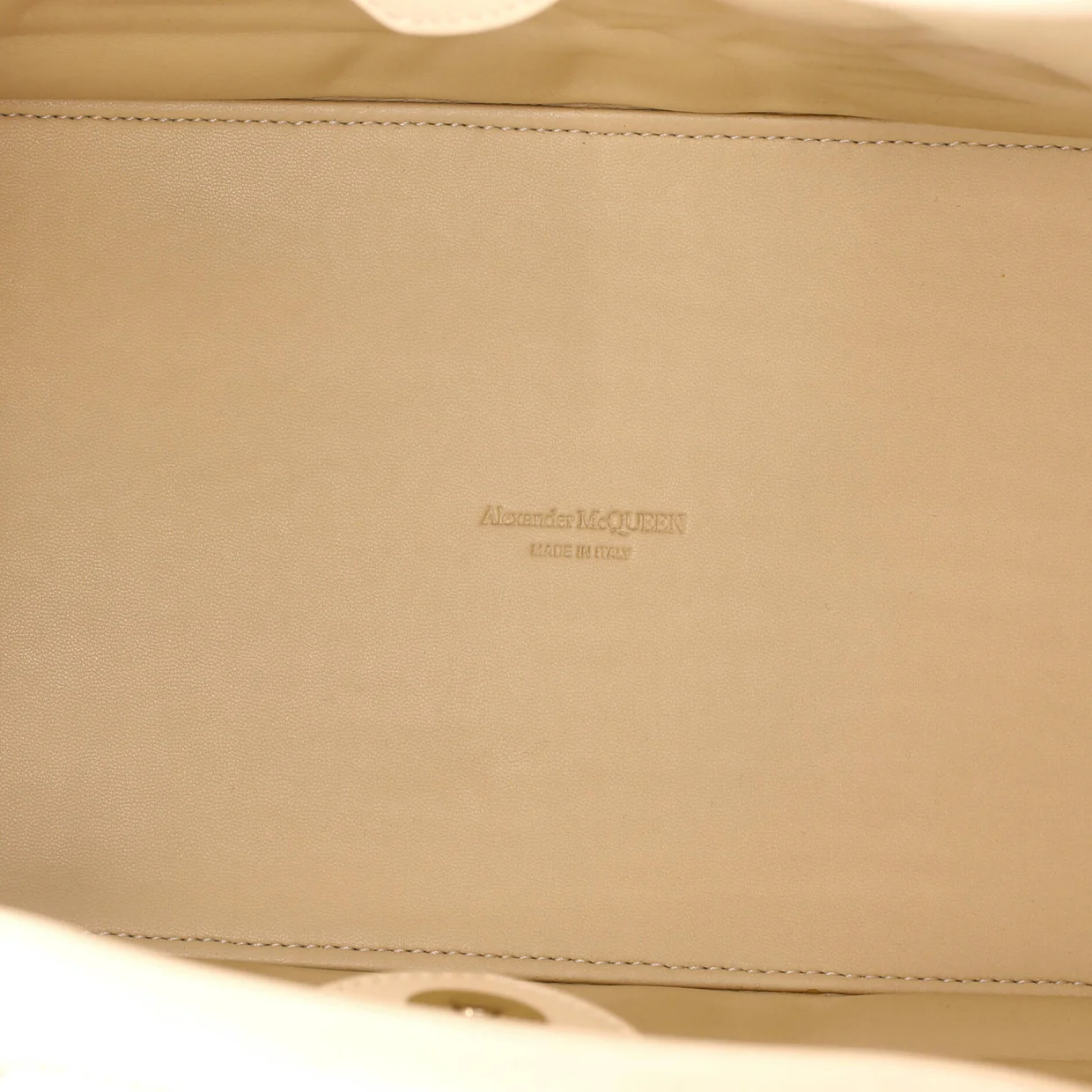 The Bow Bag Leather Small - Deep Luxury