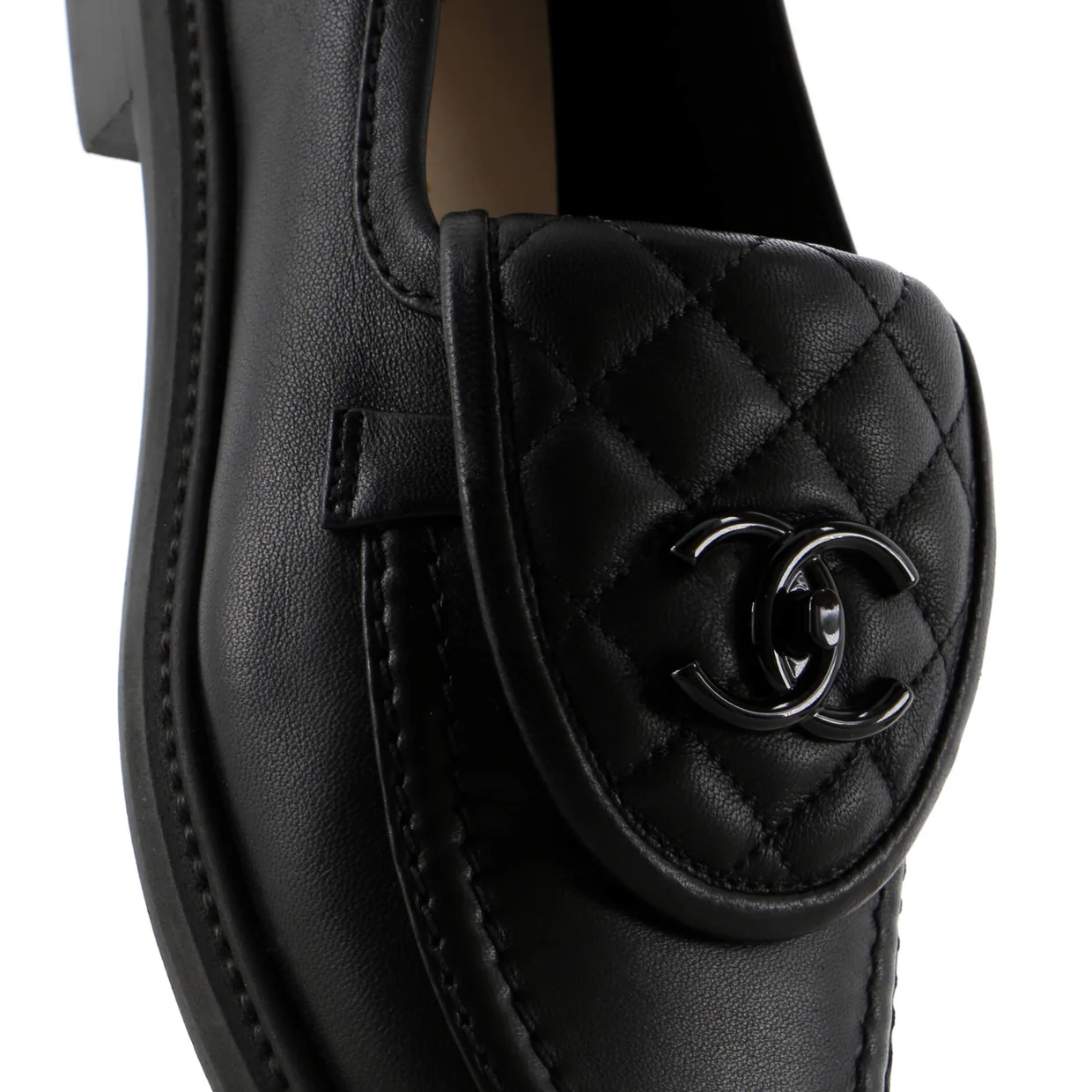 Women's CC Loafers Quilted Leather - Deep Luxury