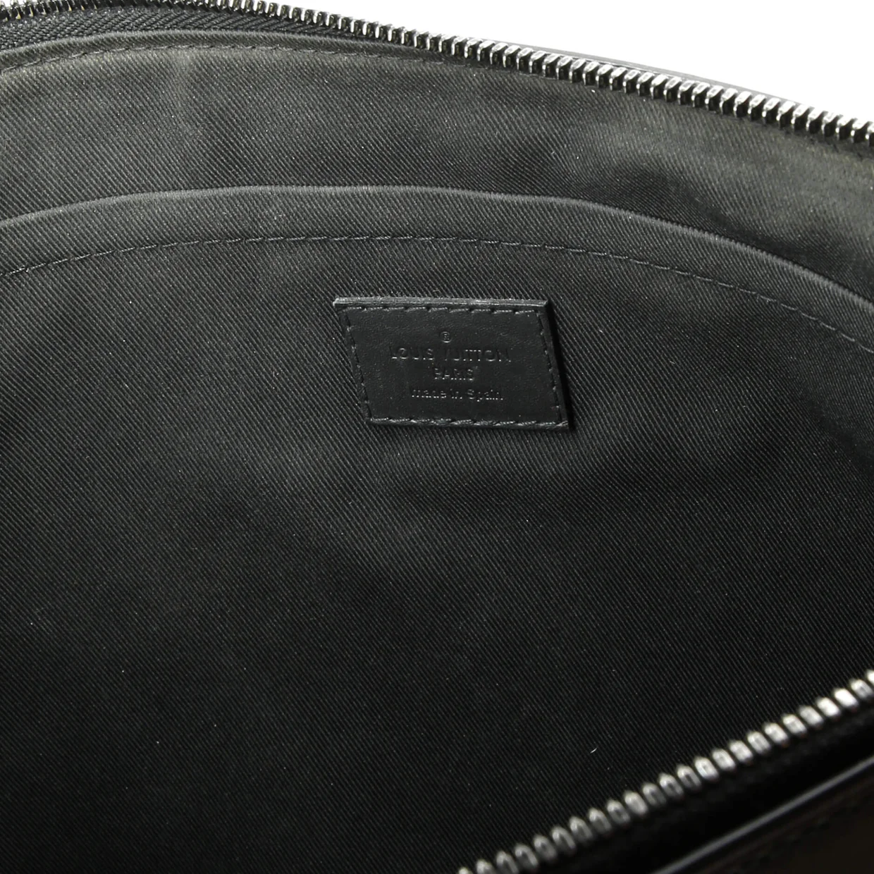 Discovery Pochette Monogram Shadow Leather GM - Deep Luxury