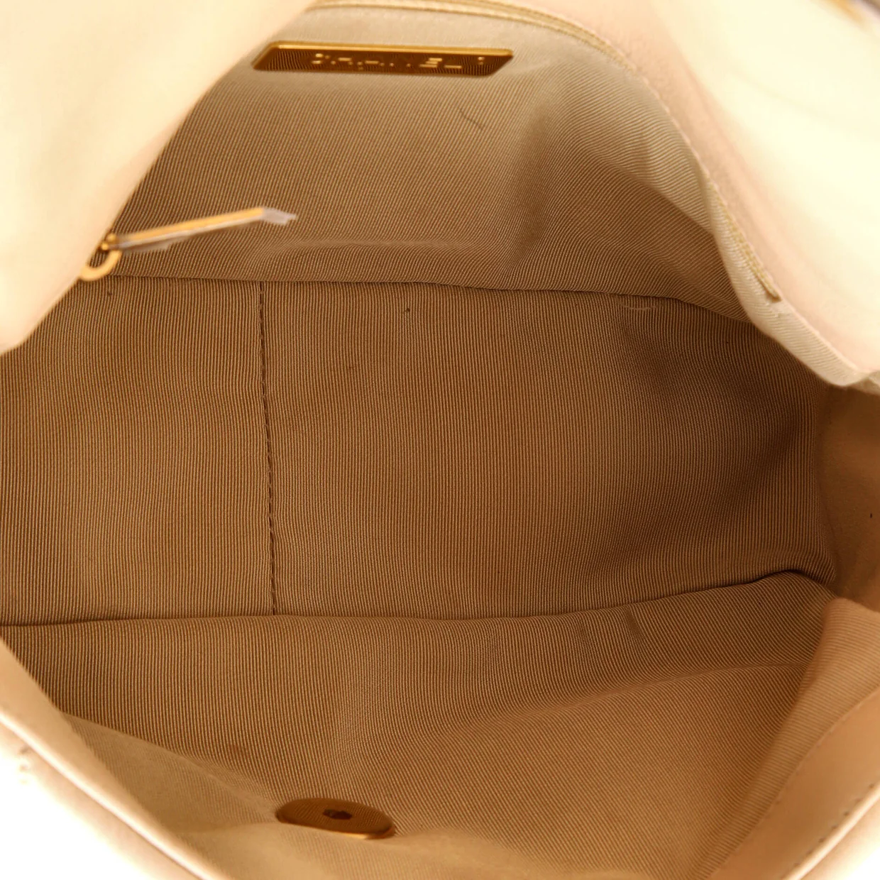 19 Flap Bag Quilted Leather Medium - Deep Luxury