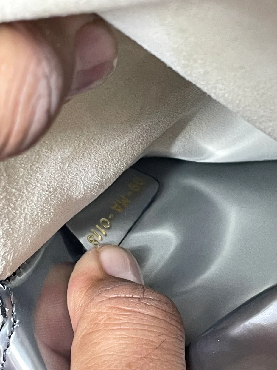 J'Adior Flap Bag Patent Medium - Deep Luxury