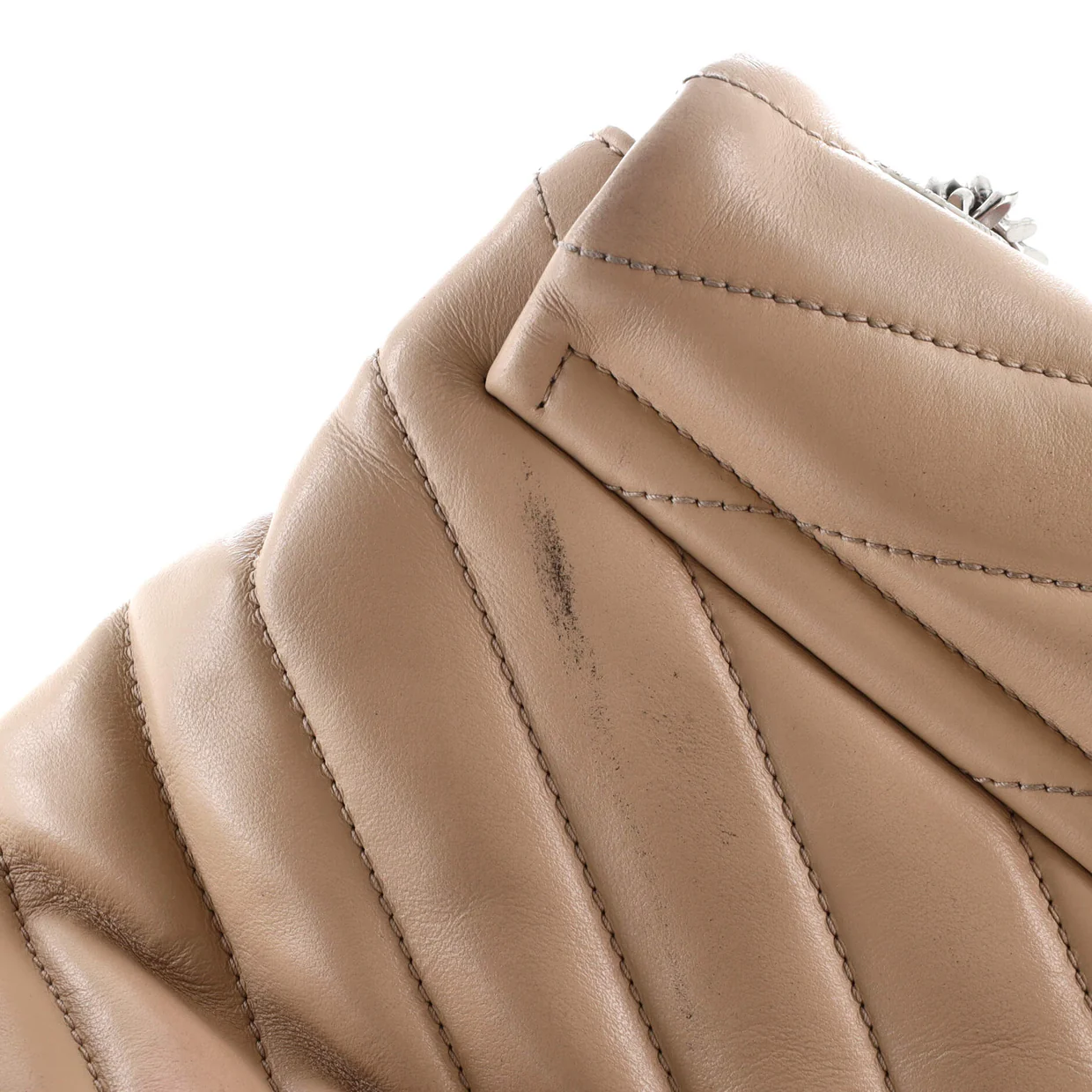 Loulou Shoulder Bag Matelasse Chevron Leather Medium - Deep Luxury